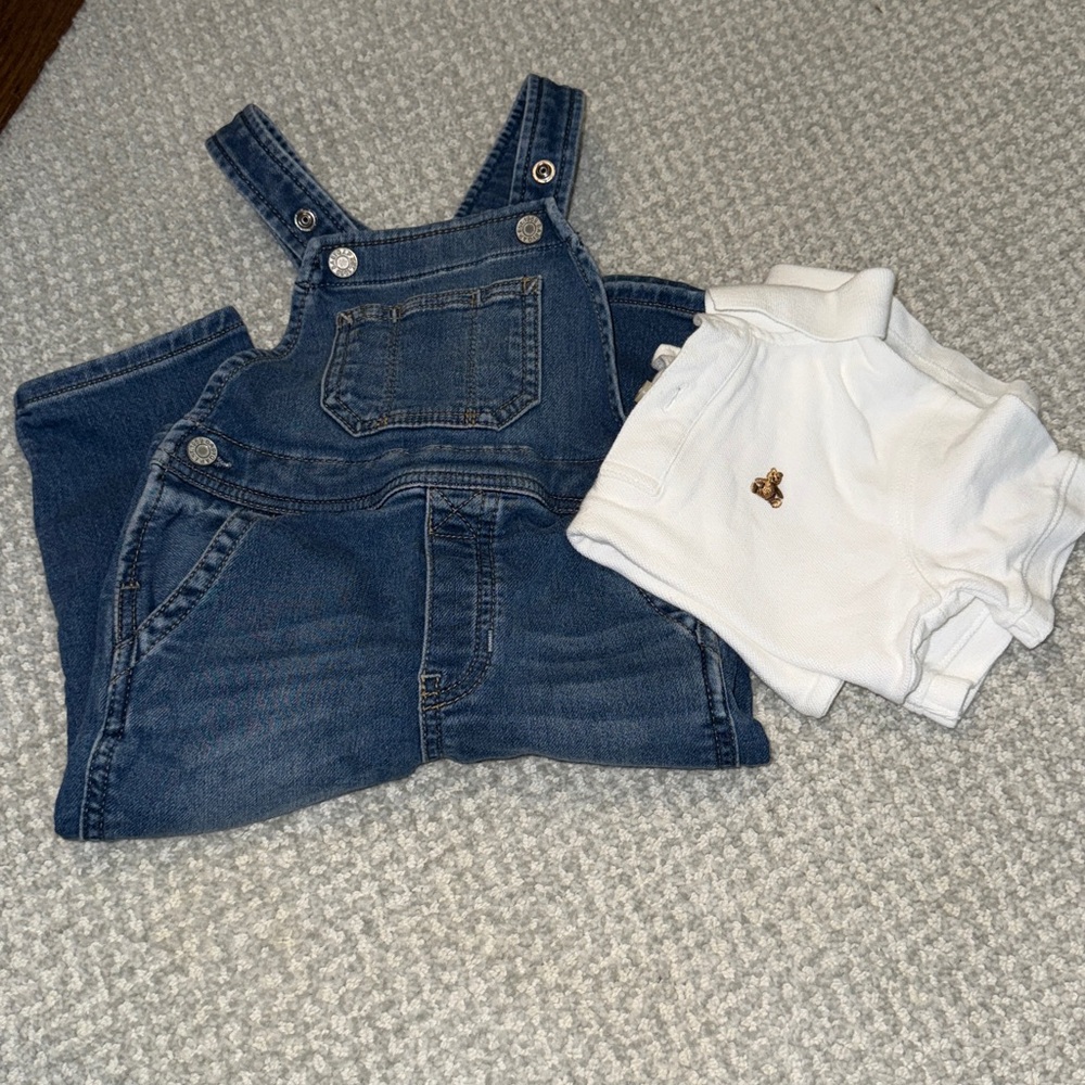 💙🐻Baby Gap🐻💙 NWOT 18-24m Classic Denim Overalls. Never worn! 2 BONUS INC!